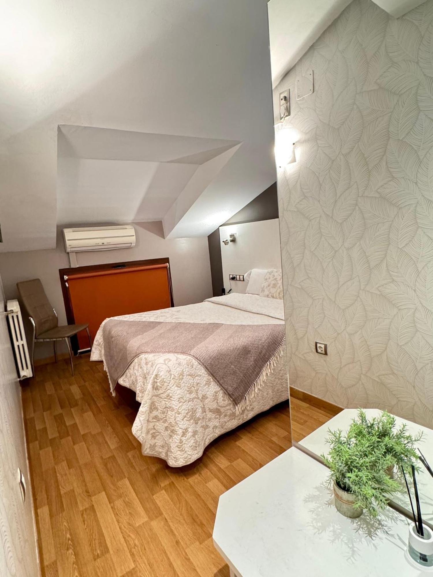 ז'אקה Hotel El Acebo מראה חיצוני תמונה